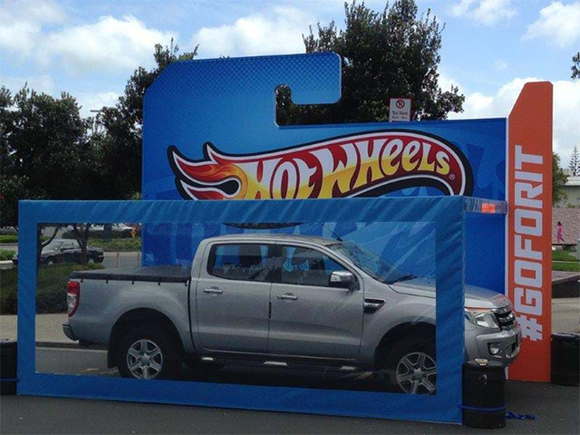 Hot Wheels Oversize Display