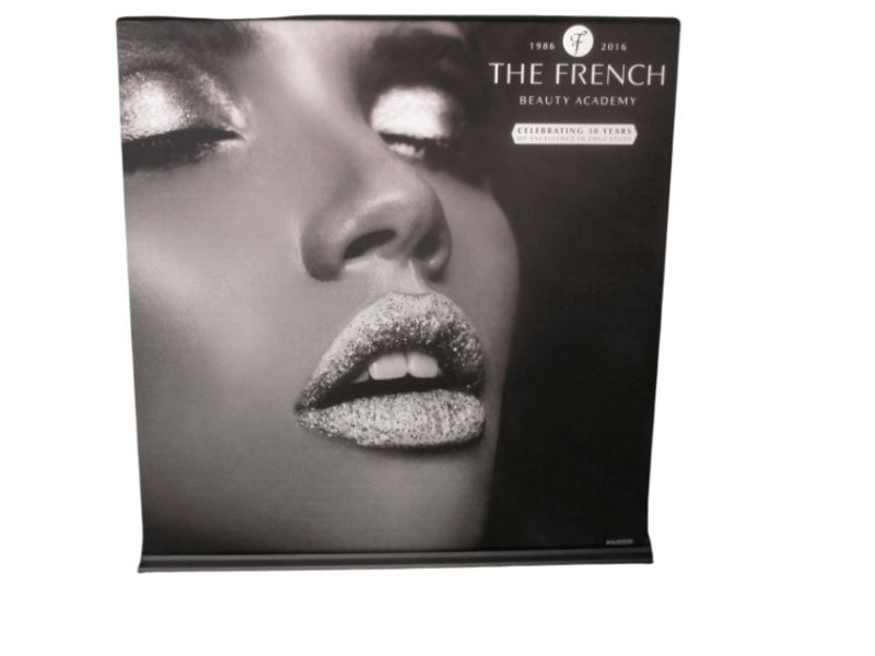 2 metre wide pull up banner