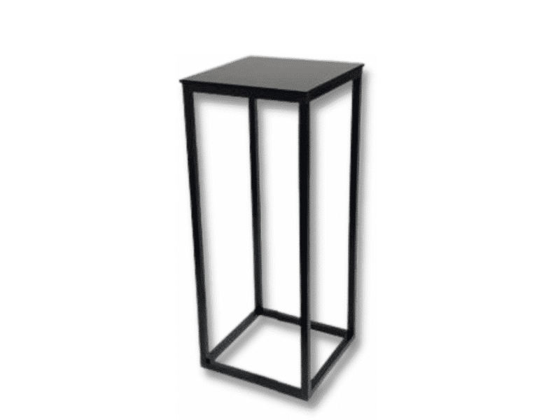 Metal plinths