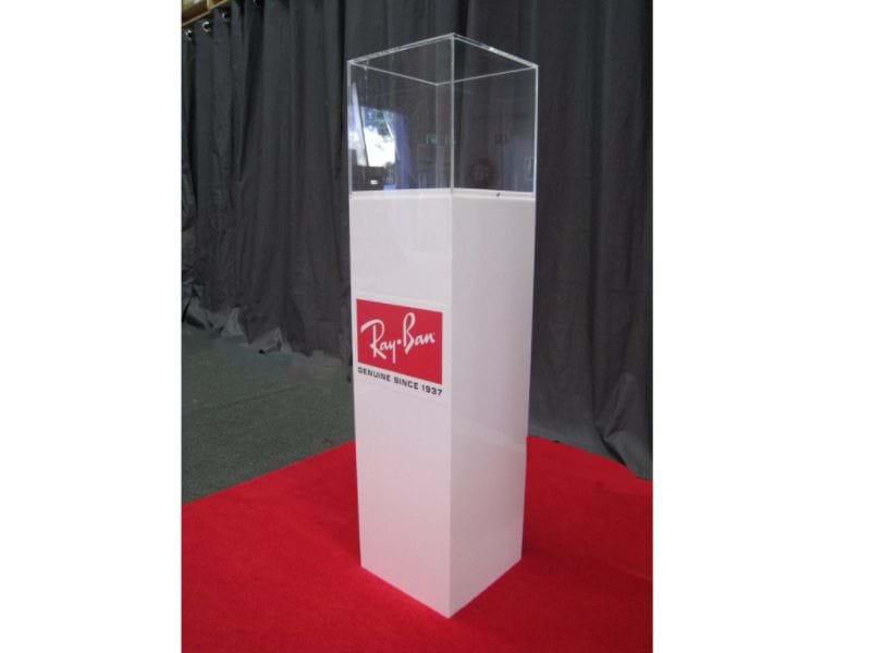 Showcase Plinths