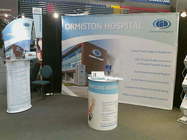 Round Plinth And Backdrop