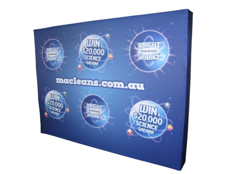 Straight pop-up stand in 3m width