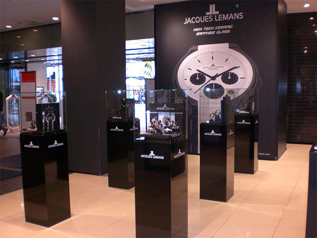 Black Acrylic Plinths with Showcase