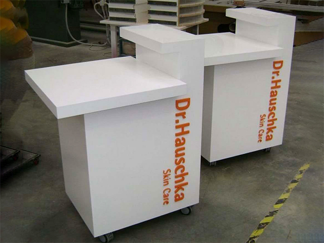 Custom Retail Stands