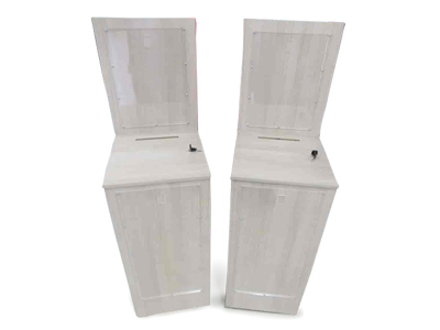 Timber Entry Box With Hinged Lid